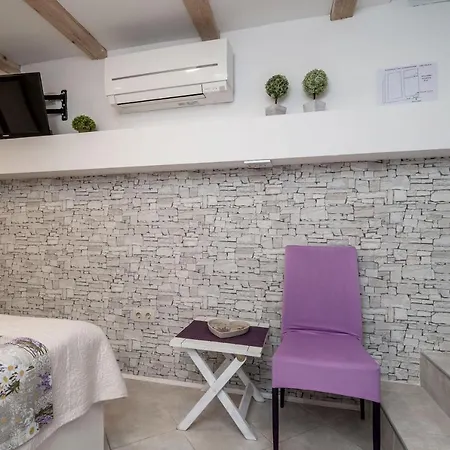 Lavender 2*